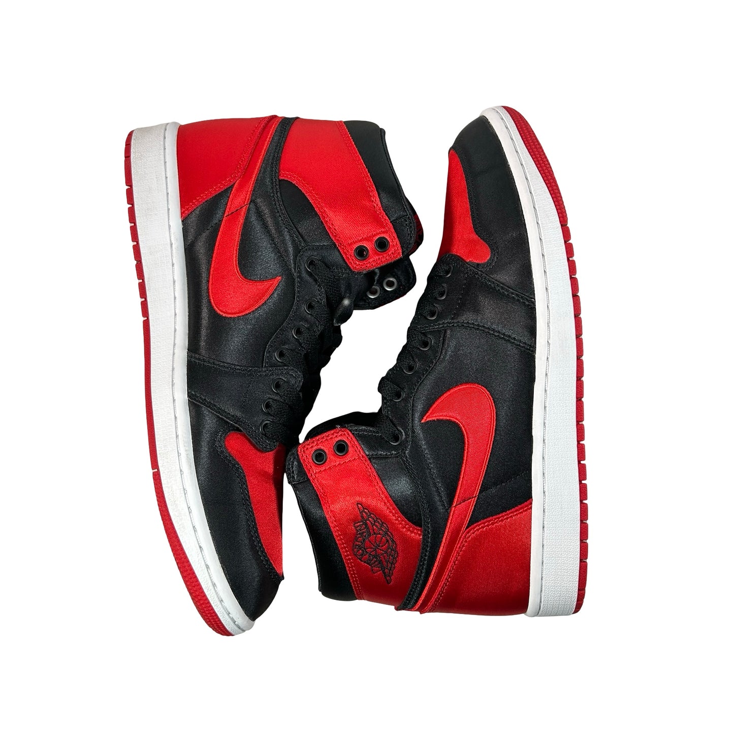 FD4810 061 Jordan 1 Retro High OG Satin Bred [USED] - 11 W (Used5)