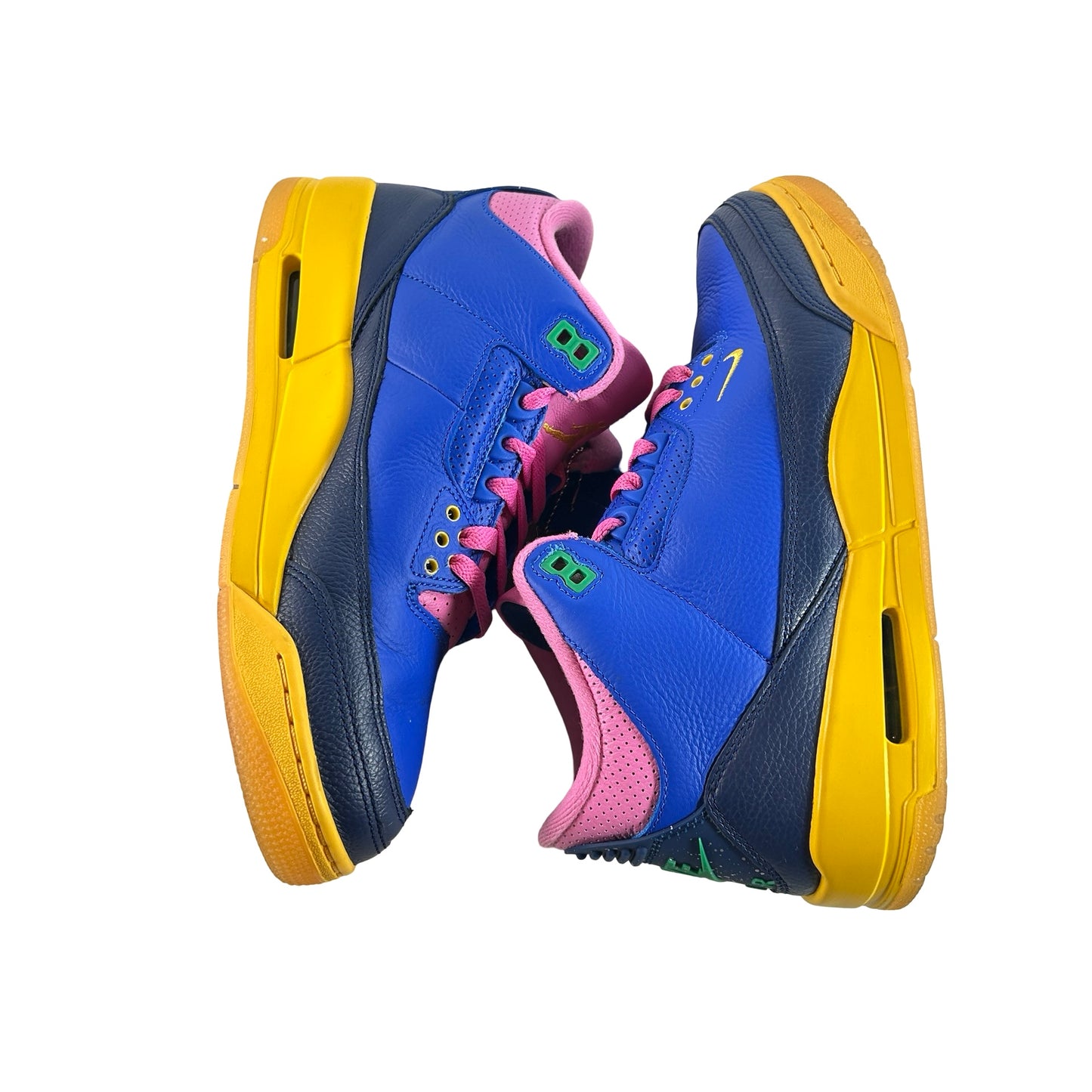 IV4871 400 Jordan 3 Retro Brazil [USED] - 8 M (Used)