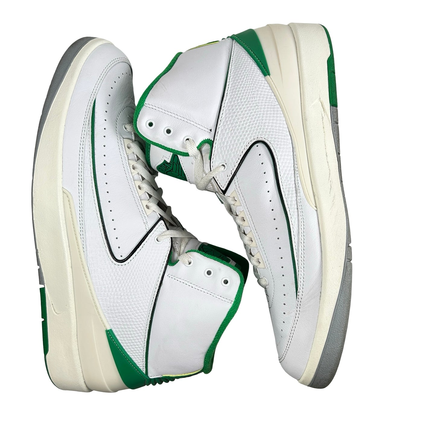 DR8884 103 Jordan 2 Retro Lucky Green - 13 M (Used3)