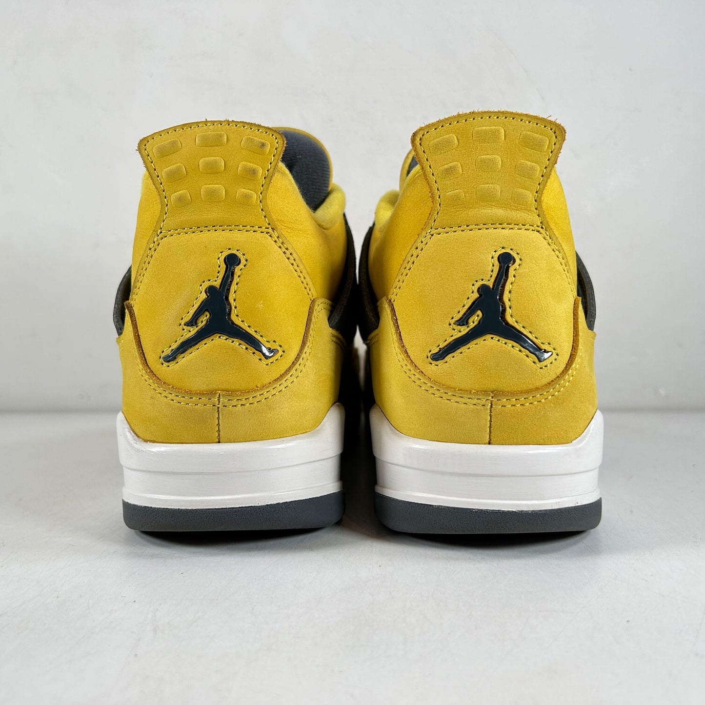 CT8527 700 Jordan 4 Retro Lightning (2021) [USED] - 11 M (Used) (No Box2)