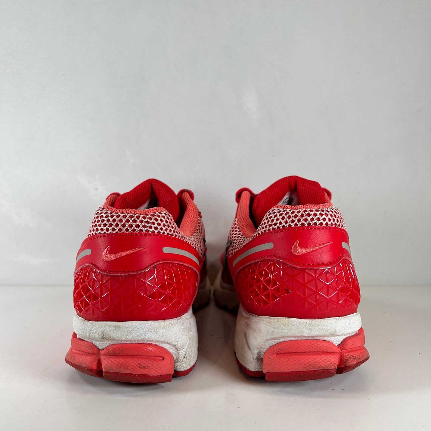 FN6833 657 Nike Zoom Vomero 5 SP University Red [USED]