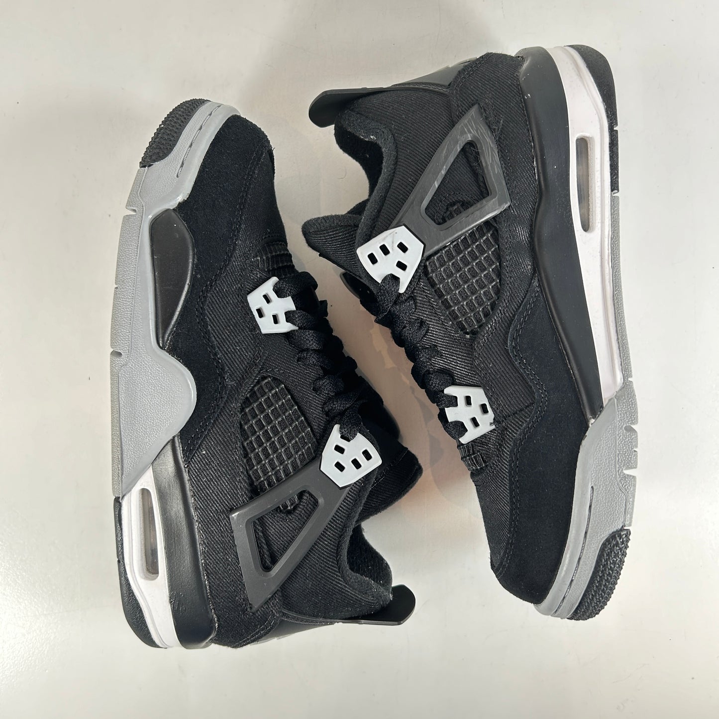 DV0553 006 Jordan 4 Retro Black Canvas GS [USED] - 4.5 Y (Used)