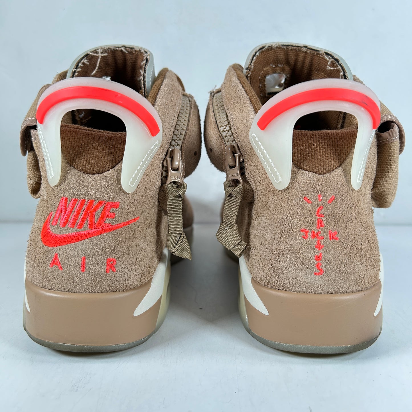 DH0690 200 Jordan 6 Retro Travis Scott British Khaki [USED] - 8.5 M (Used3)