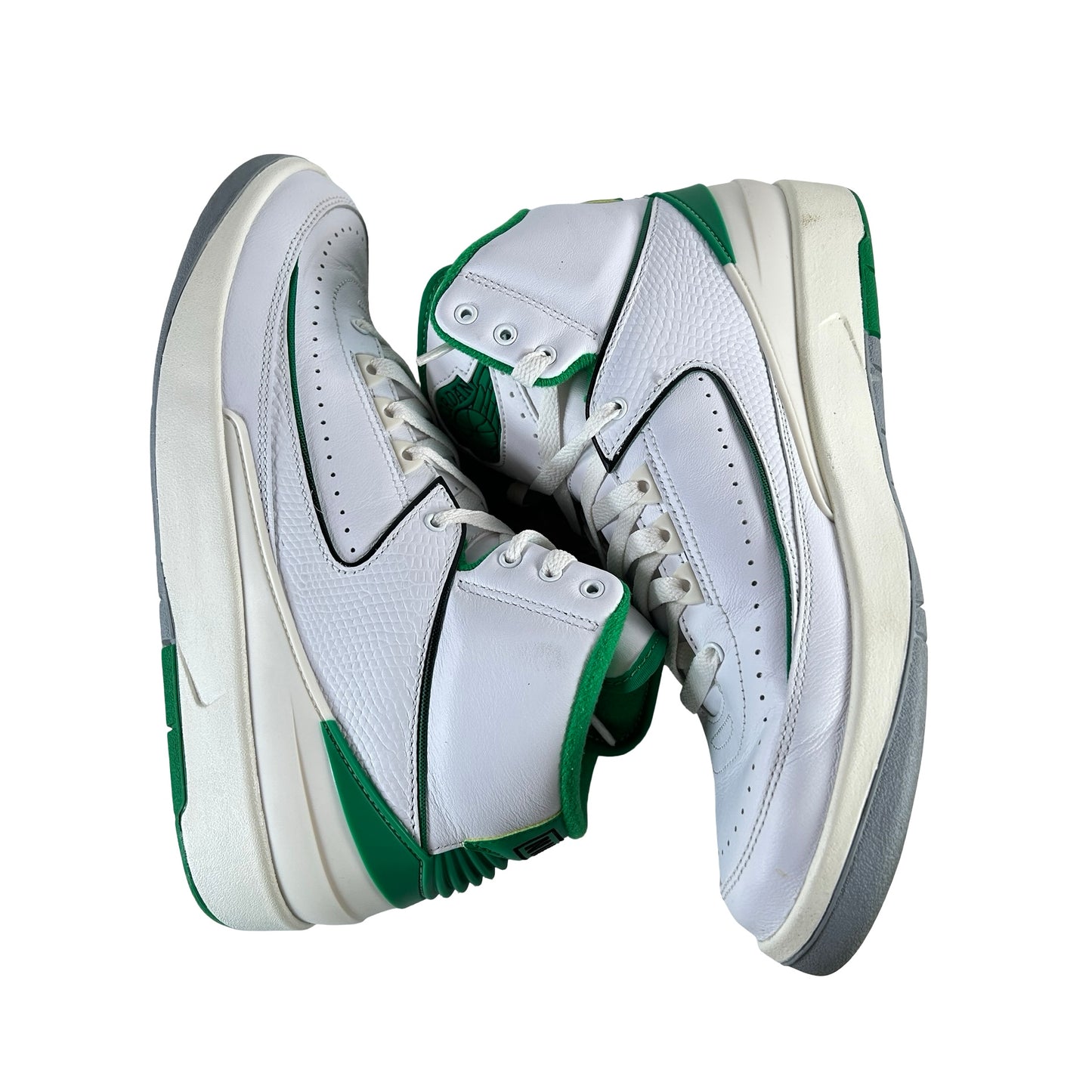 DR8884 103 Jordan 2 Retro Lucky Green - 9.5 M (Used2)