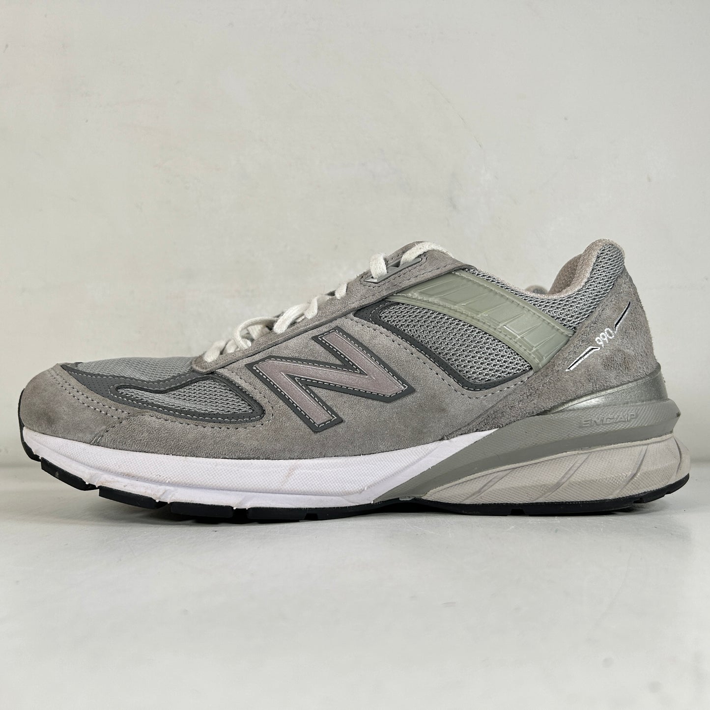 M990GL5 New Balance 990v5 Gris
