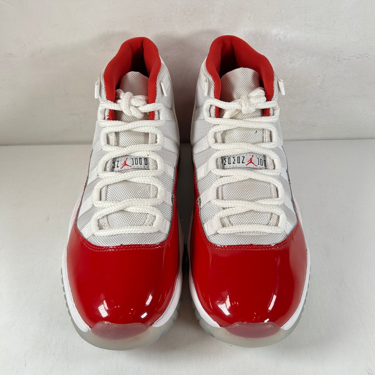 CT8012 116 Jordan 11 Retro Cherry (2022) [CONDITIONAL] - 8.5 M (No Box) (Yellowing Soles)