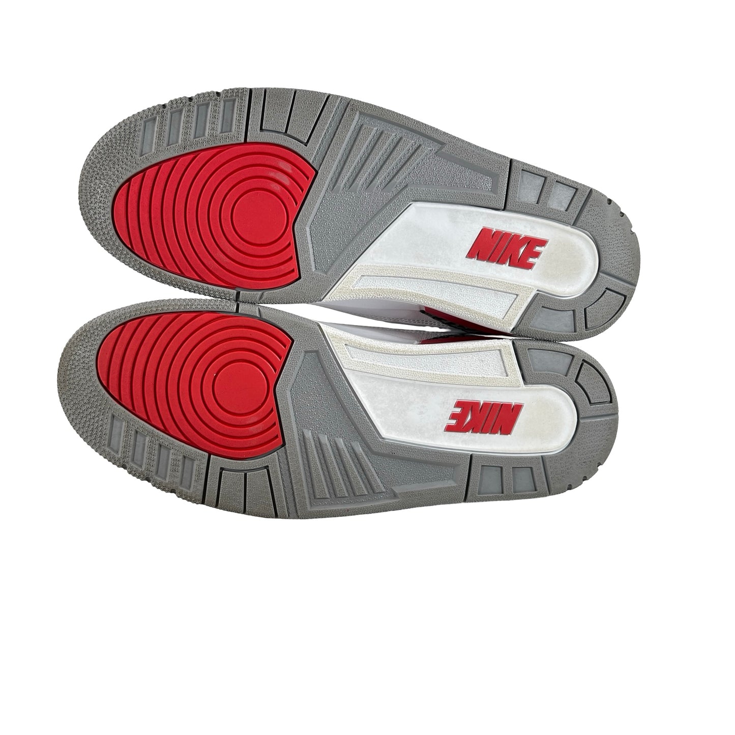DN3707 160 Jordan 3 Retro Fire Red (2022) [USED] - 11.5 M (Used4)