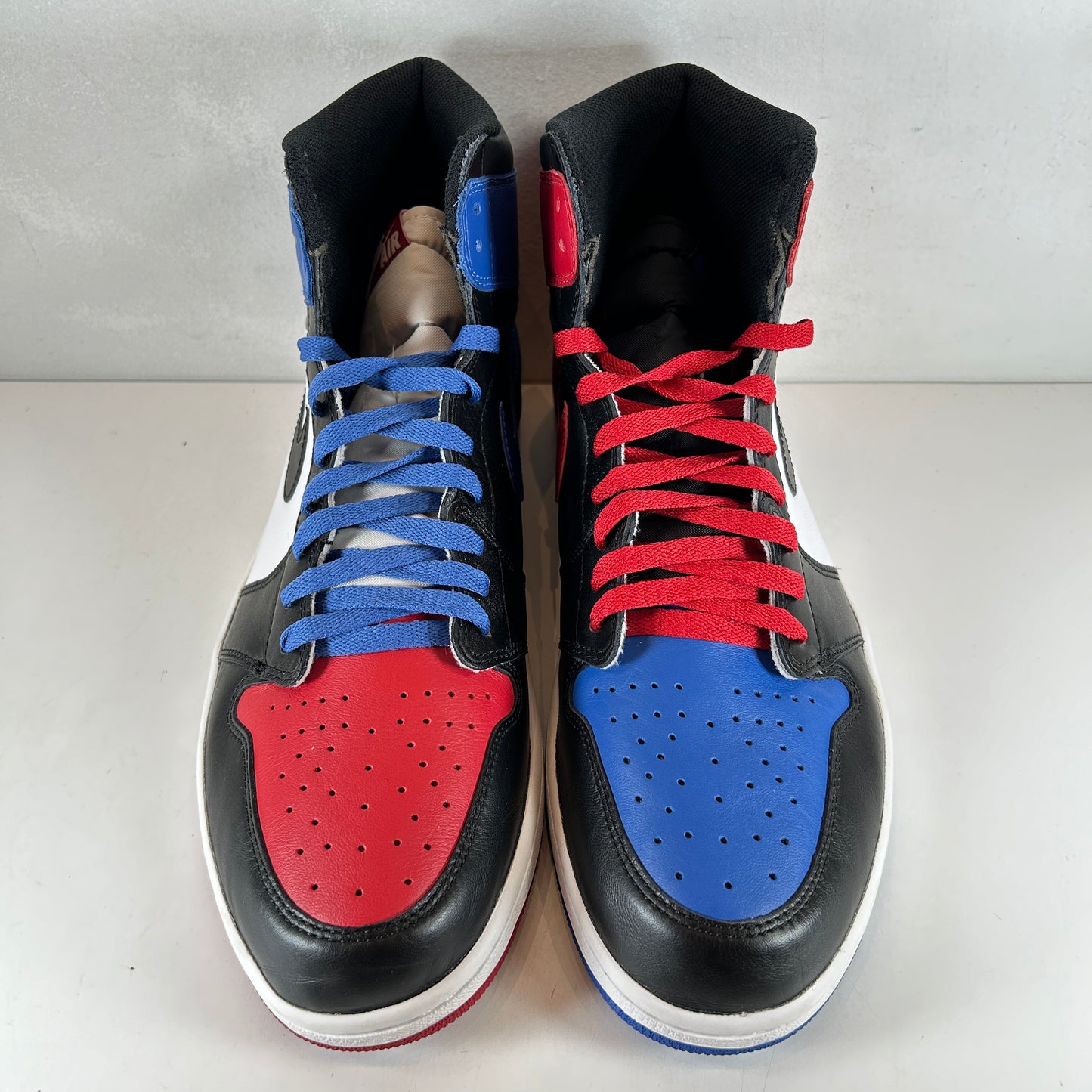 555088 026 Jordan 1 Retro Top 3 [USED] - 14 M (Used) (No Box) (No Insoles)