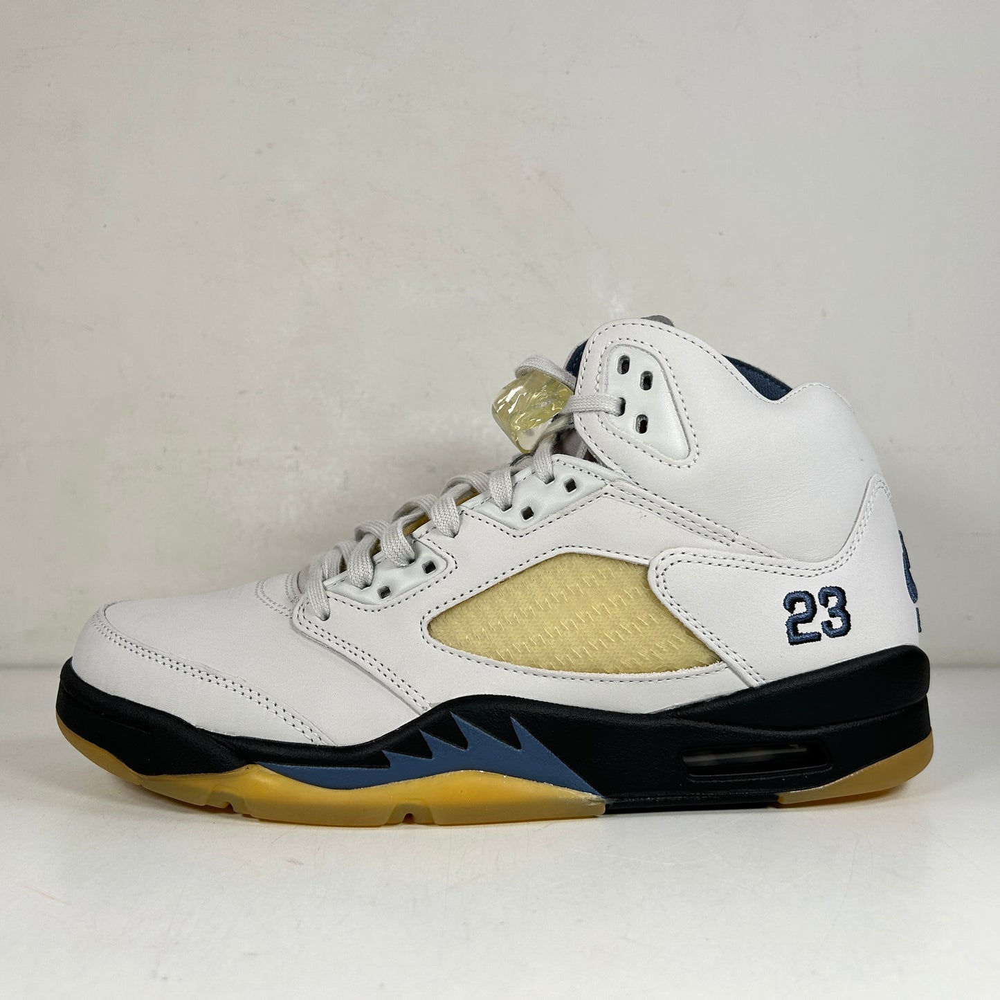 FZ5758 004 Jordan 5 Retro A Ma Maniere Dawn (Women's) [CONDITIONAL]