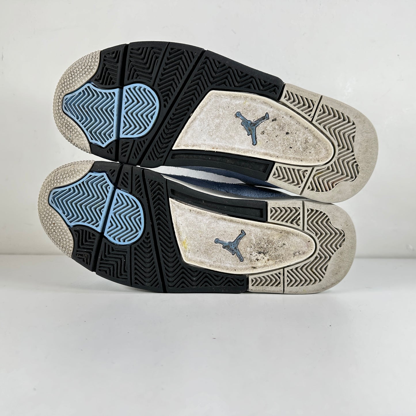 CT8527 400 Jordan 4 University Blue [USED] - 8.5 M (Used) (No Insoles)