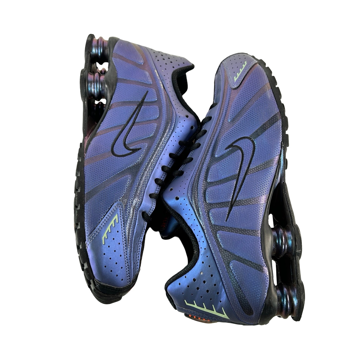 HQ3446 001 Nike Shox R4 Iridescent [USED] - 11 M (Used)