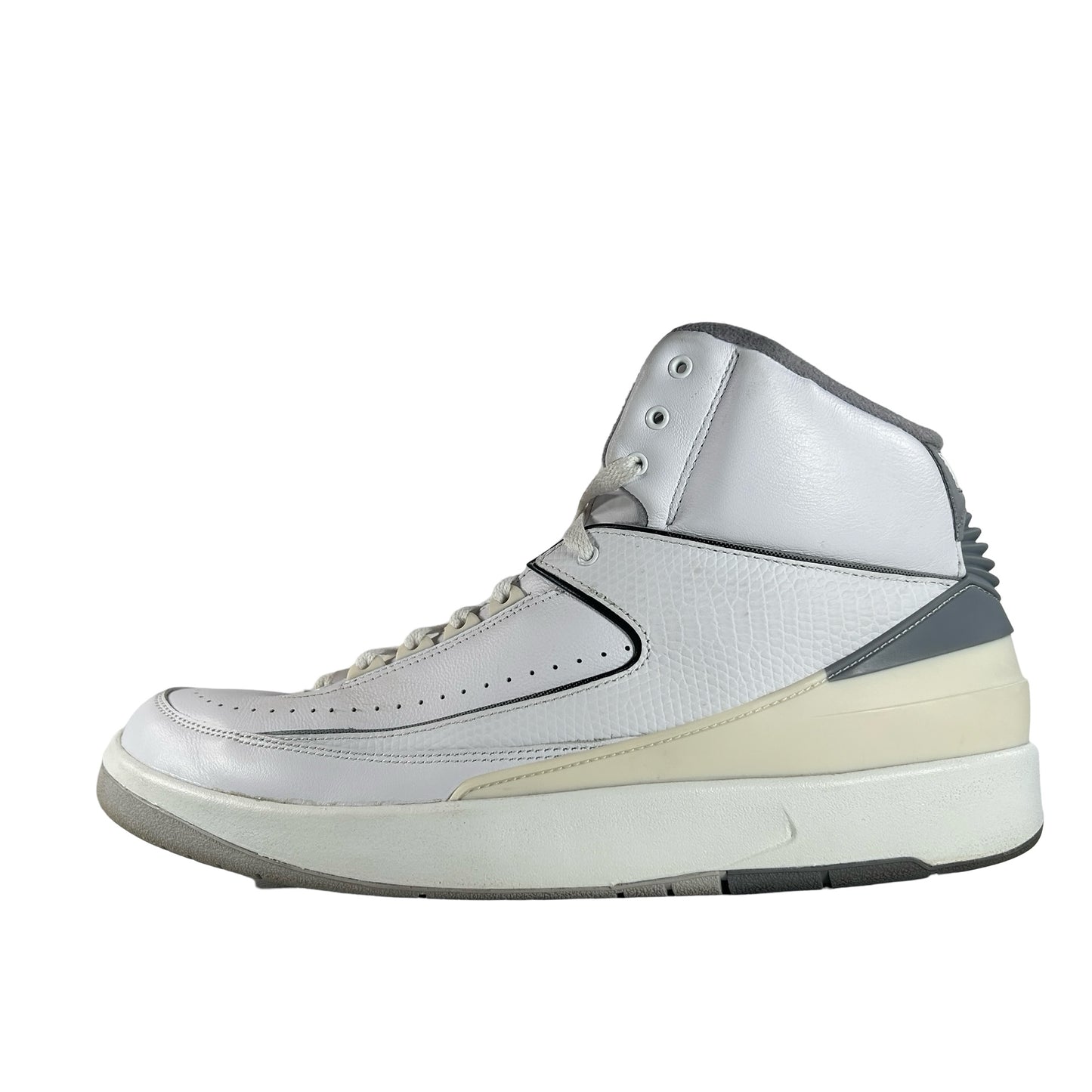 DR8884 100 Jordan 2 Retro Cement Grey [USED] - 13 M (Used2)