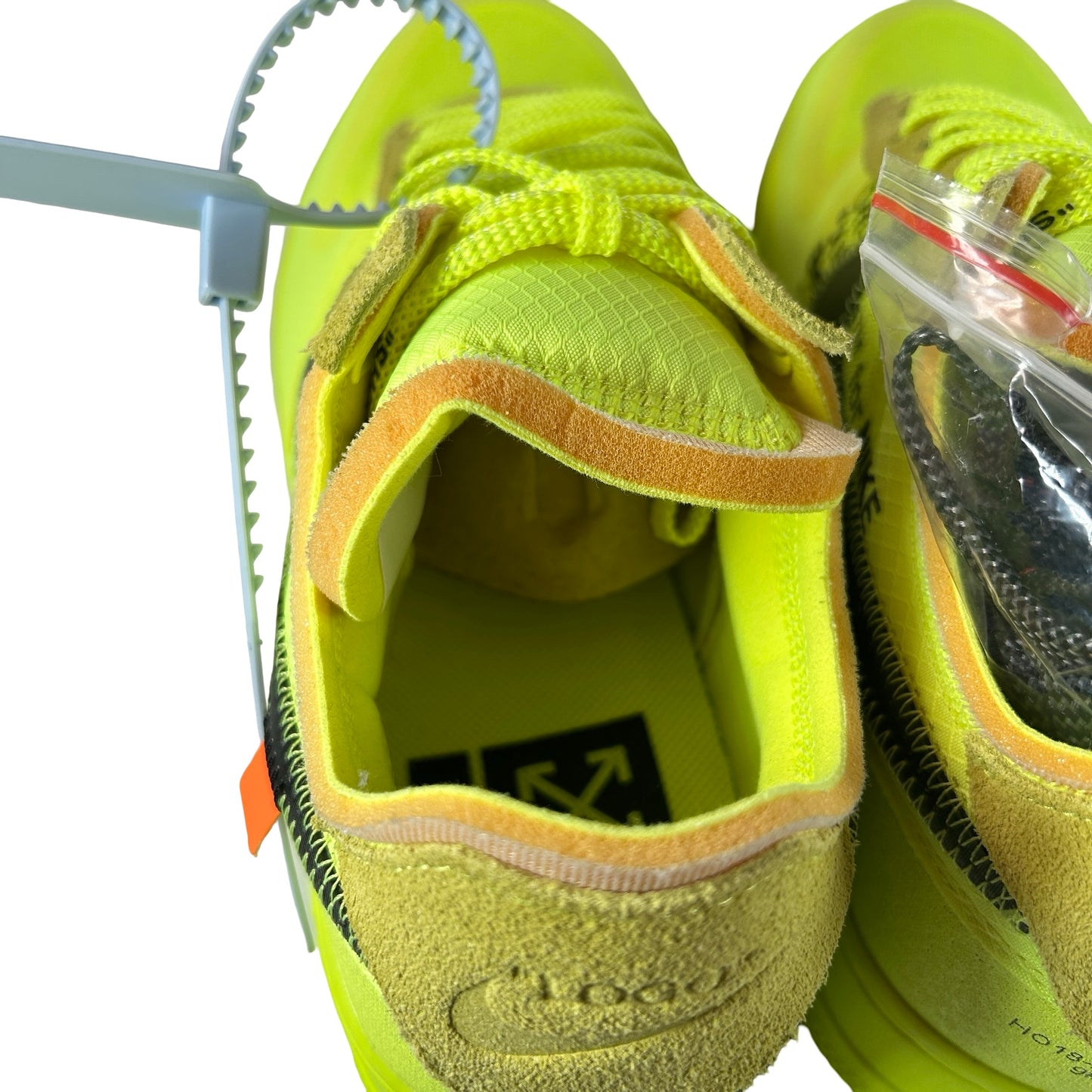 AO4606 700 AF1 Voltio blanquecino bajo