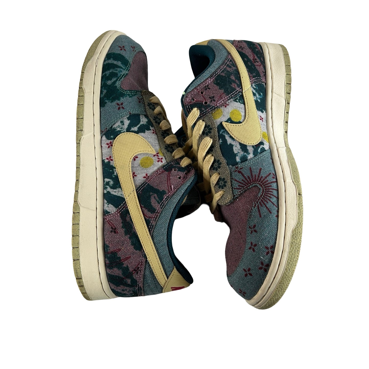 CZ9747 900 Nike Dunk Low Community Garden [USED] - 9.5 M (Used)