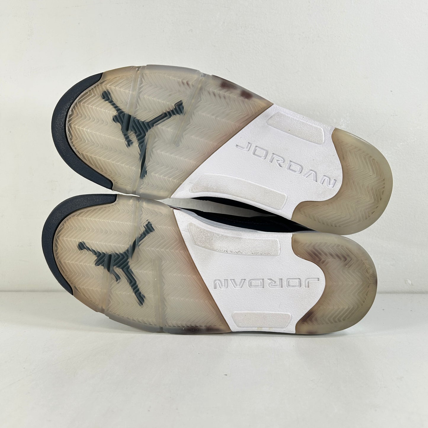 136027 416  Jordan 5 Retro Bronze [USED] - 10.5 M (Used) (Replace Box) (Ink Stains)