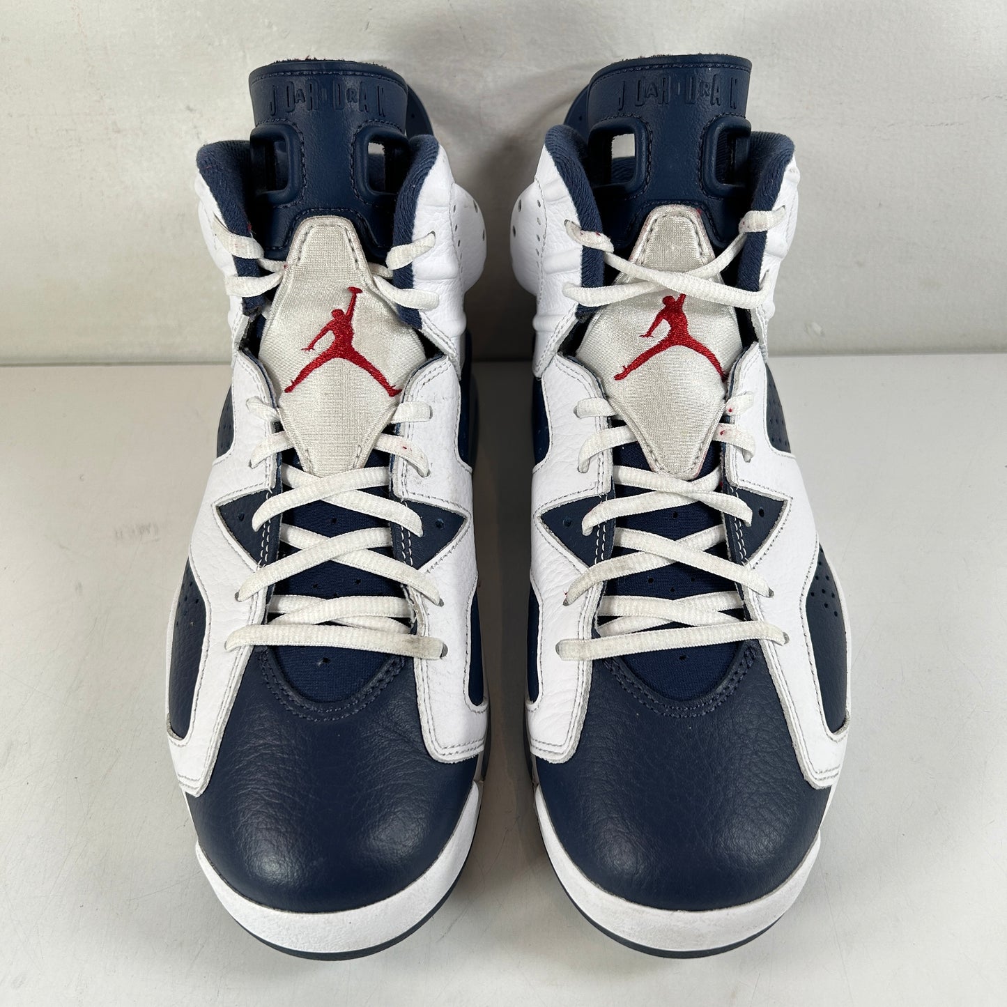 CT8529 164 Jordan 6 Retro Olympic (2024) - 9 M (Used)