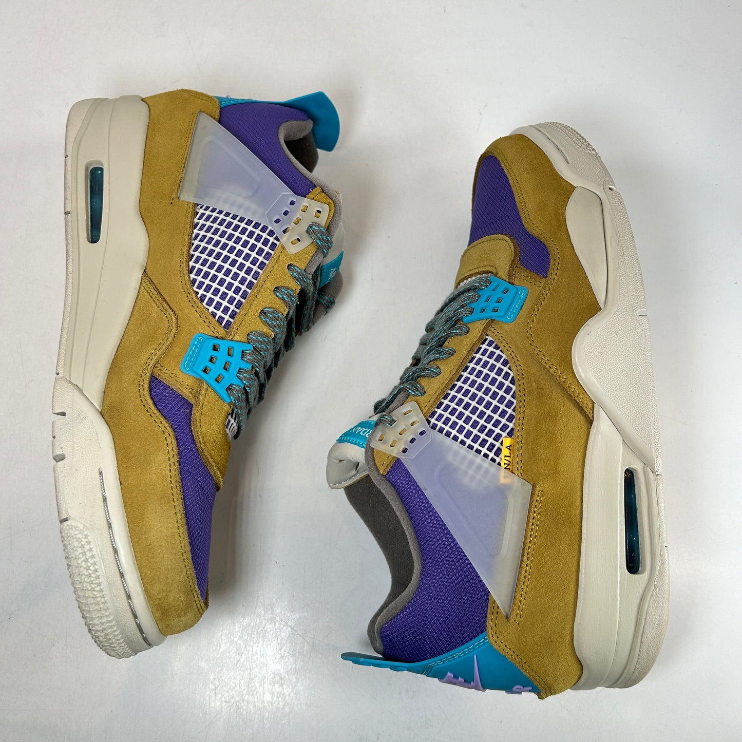 DJ5718 300 Jordan 4 Union Desert Moss [USED] - 9.5 M (Used)