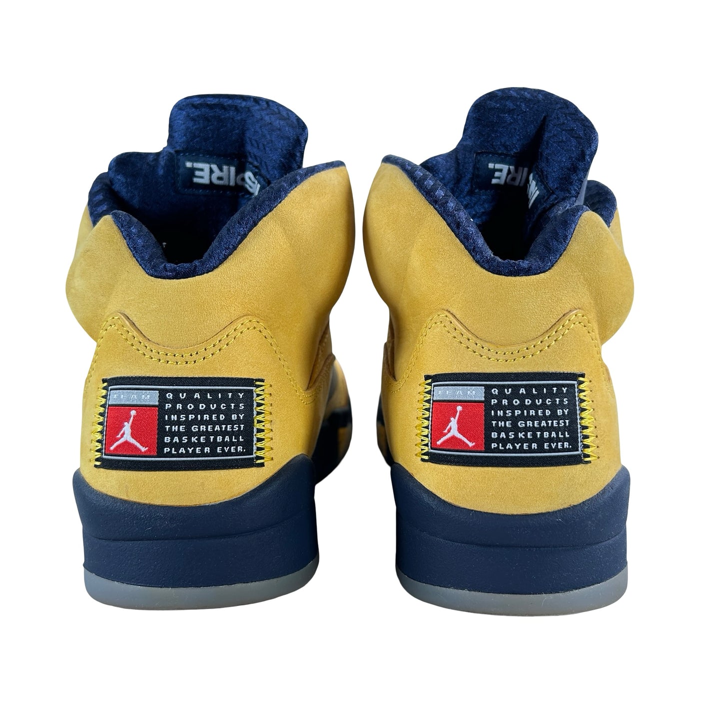 CQ9541 704 Jordan 5 Retro Michigan (2019) [USED] - 8 M (Used)