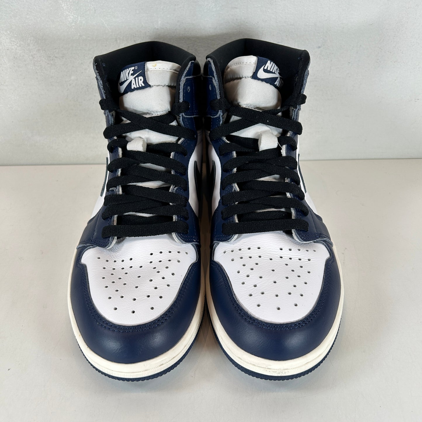 DZ5485 401 Jordan 1 Retro High OG Midnight Navy [USED] - 8.5 M (Used)