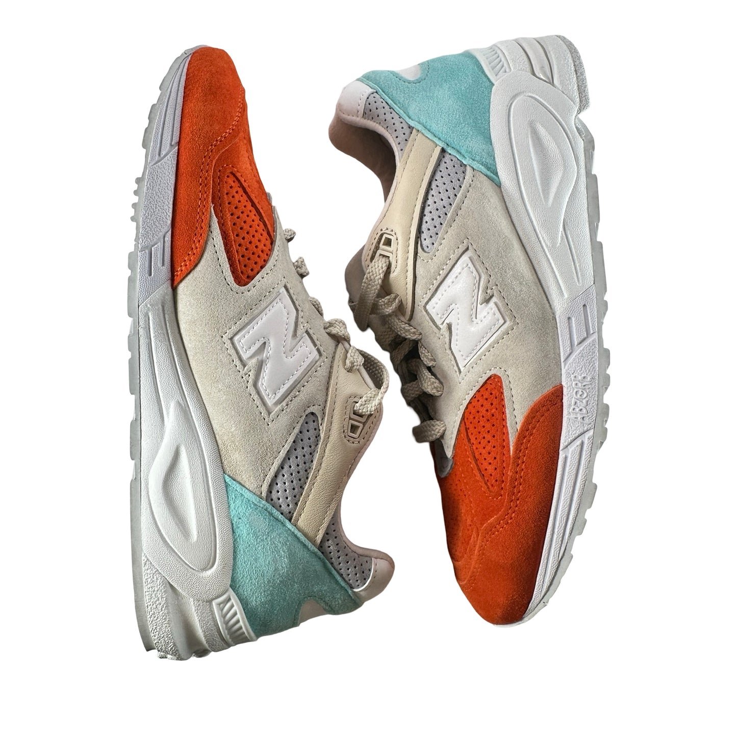 M990KC2 New Balance 990v2 Kith Cyclades [USED] - 9 M (Used)