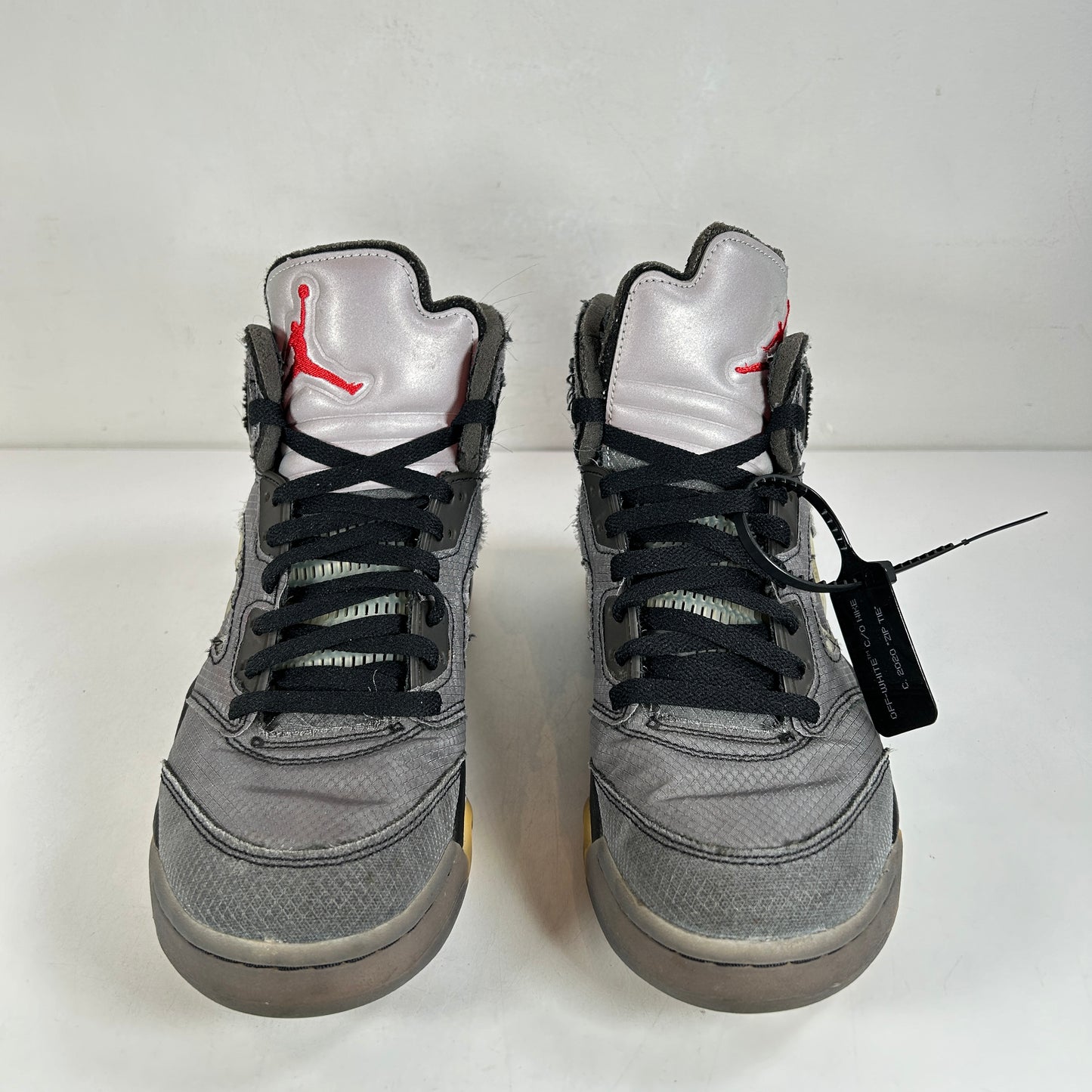 CT8480 001 Jordan 5 Off-White Black [USED] - 9 M (Used2)