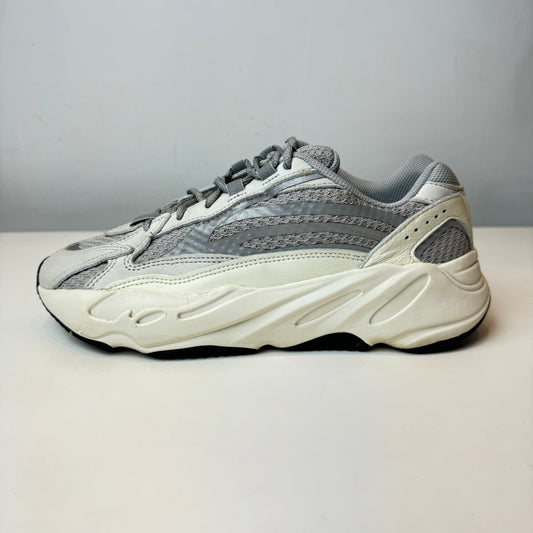 EF2829 Yeezy 700 Static [USED] - 8.5 M (Used)