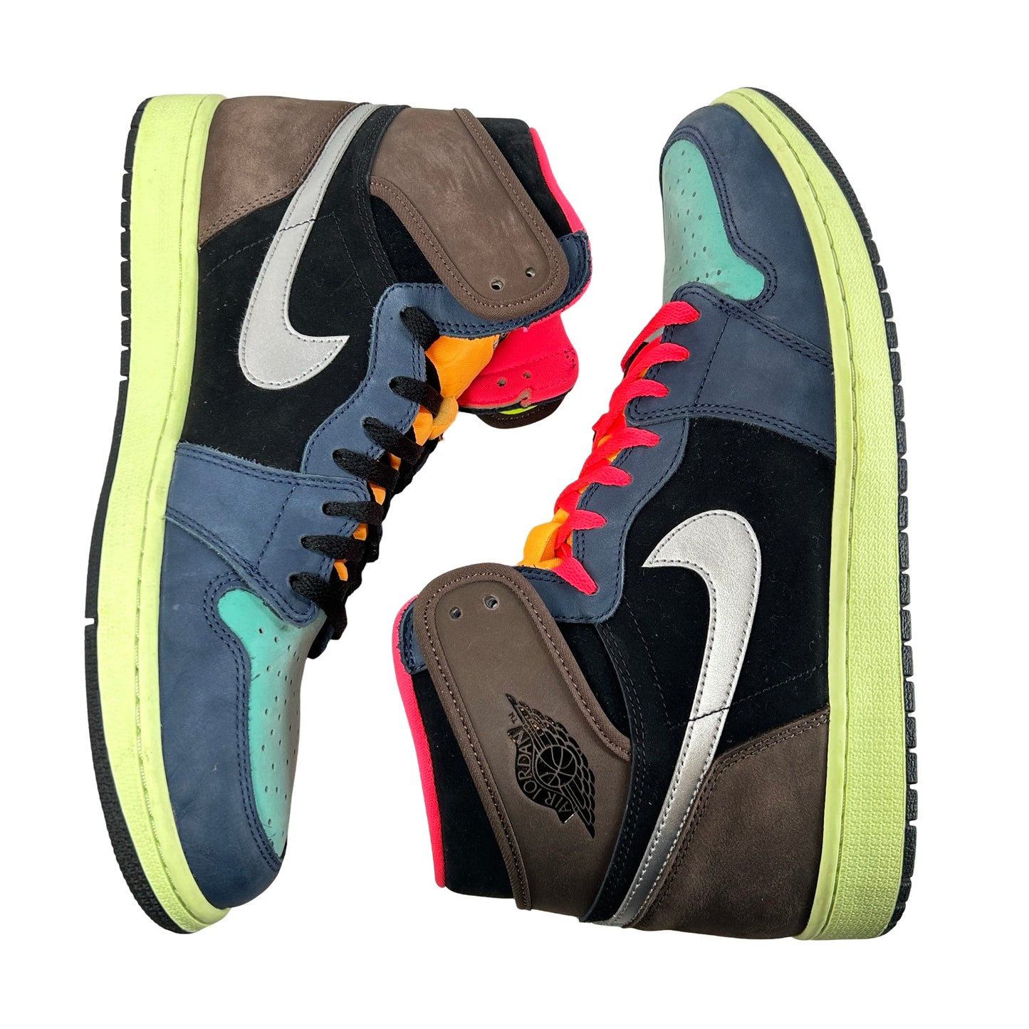 555088 201 Jordan 1 Tokyo Bio Hack [USED] - 13 M (Used) (No Box)