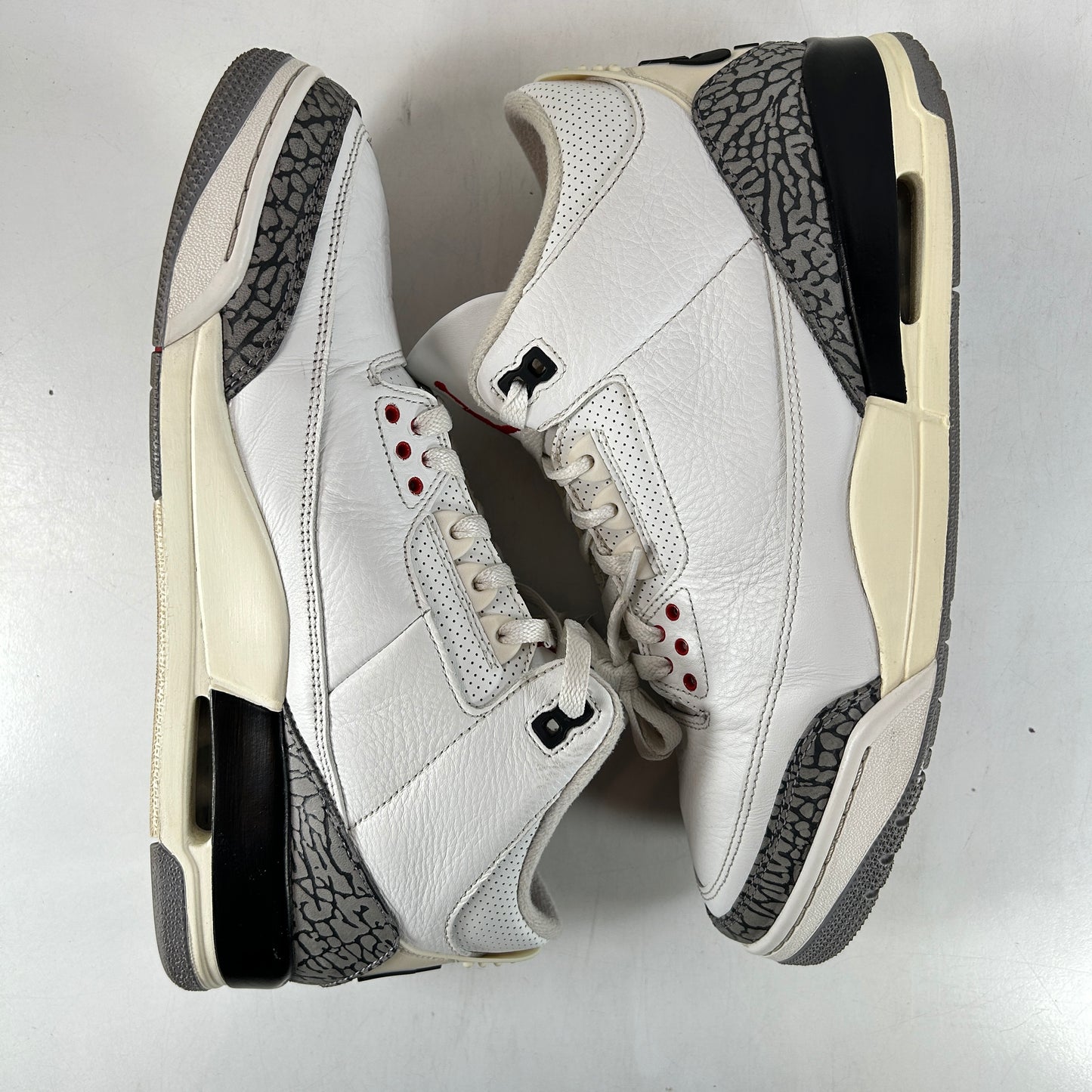 DN3707 100 Jordan 3 Retro White Cement Reimagined [USED] - 11 M (Used7)