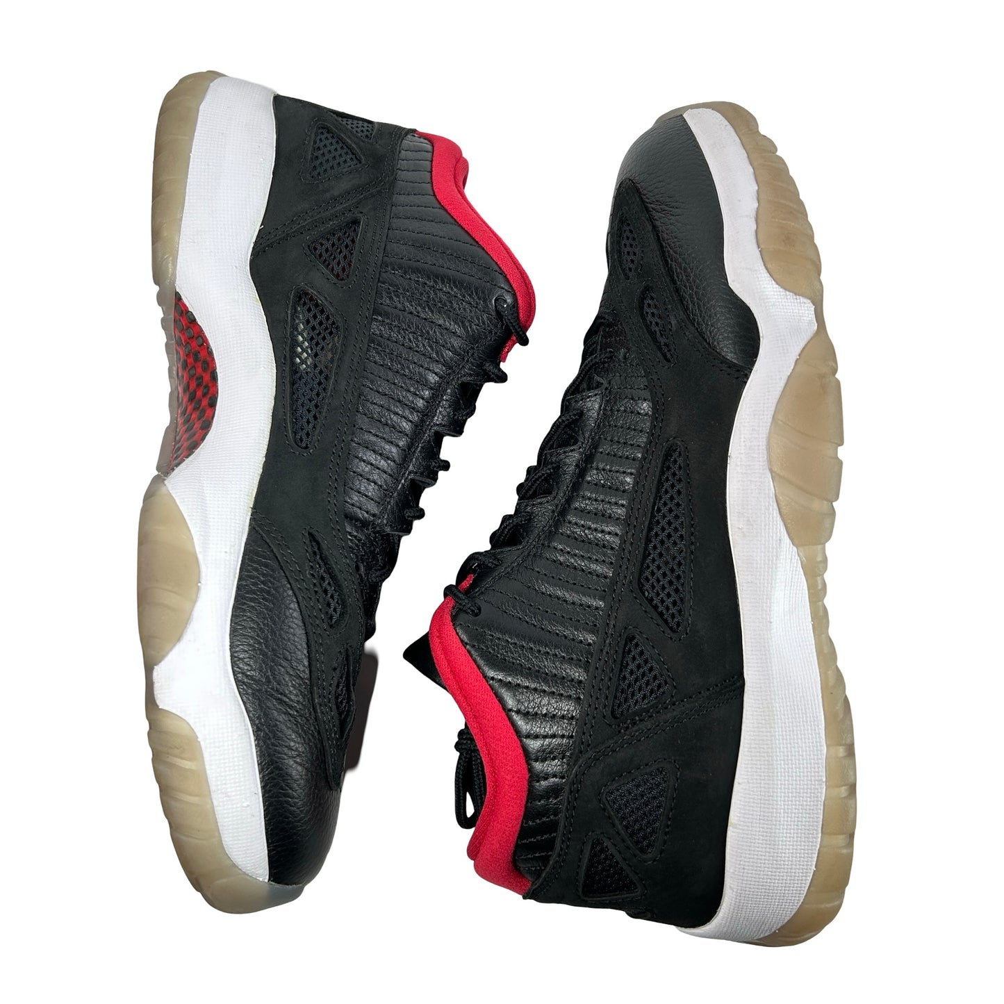 919712 023 Jordan 11 Retro Low IE Bred (2021) - 10 M (Used) (No Box)