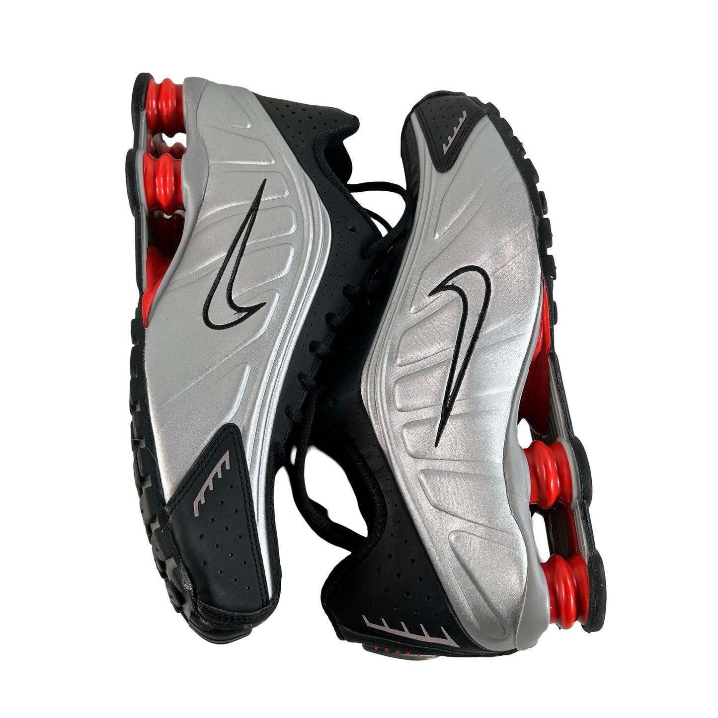 HQ1988 002 Nike Shox R4 Black Metallic Silver (2025) [USED] - 11.5 M (Used) (No Box)