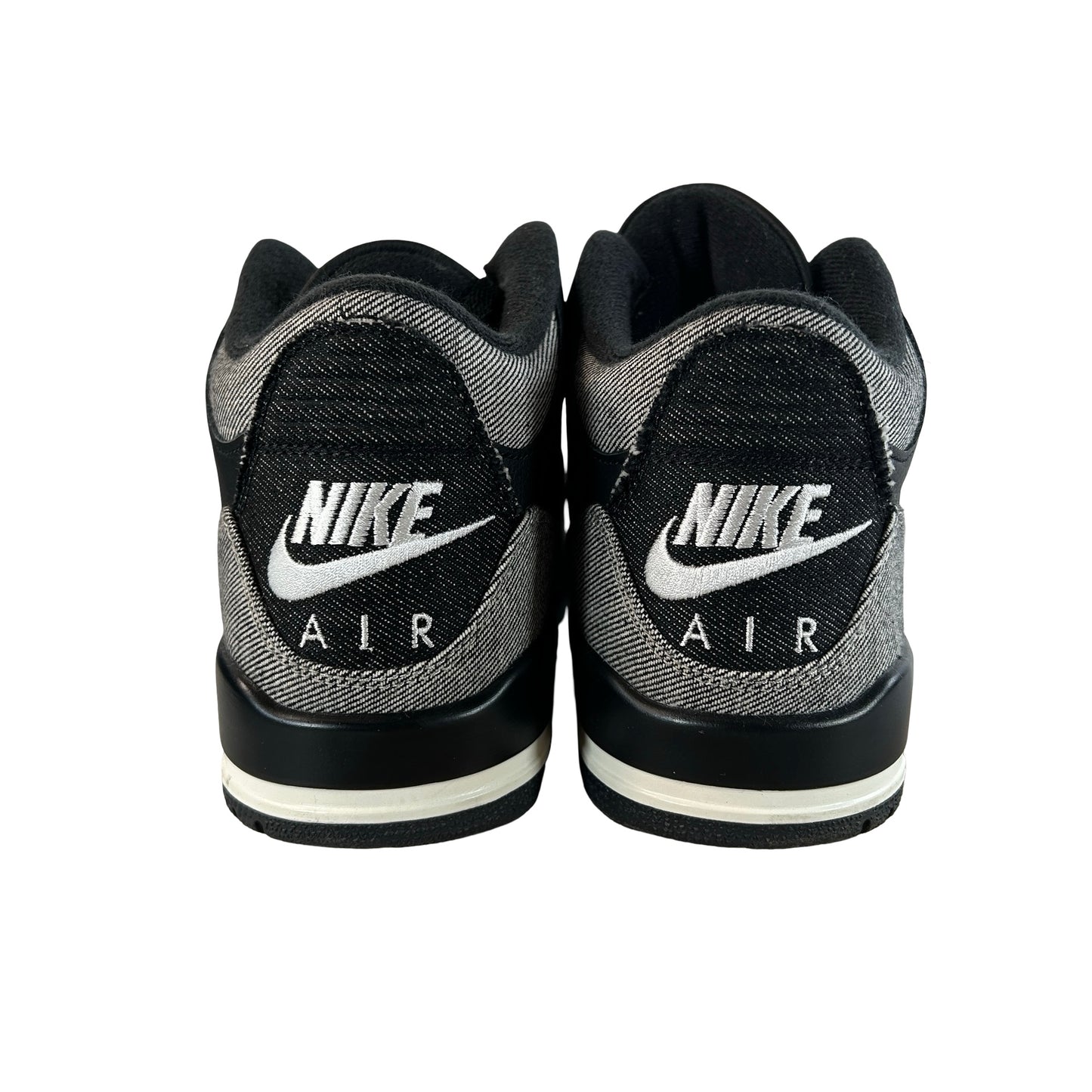 IR0914 400 Jordan 3 Retro Levi’s Black [USED] - 8 M (Used)