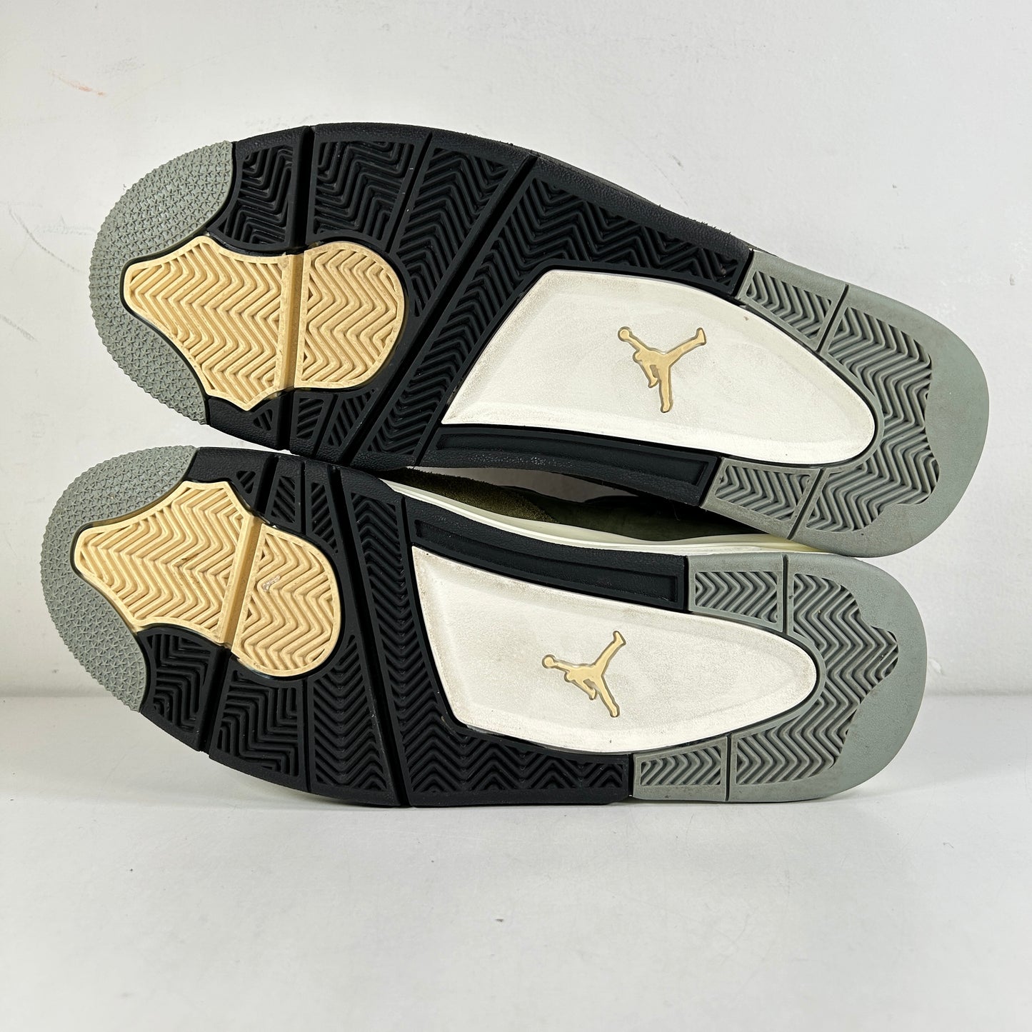 FB9927 200 Air Jordan 4 Craft Medio Oliva