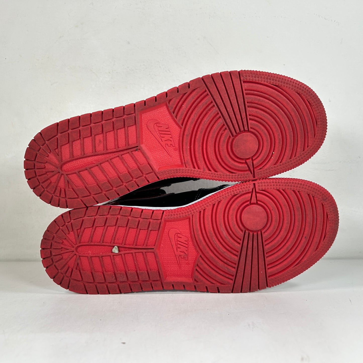 575441 063 Jordan 1 Retro High OG Patent Bred (GS) [USED] - 6 Y (Used)