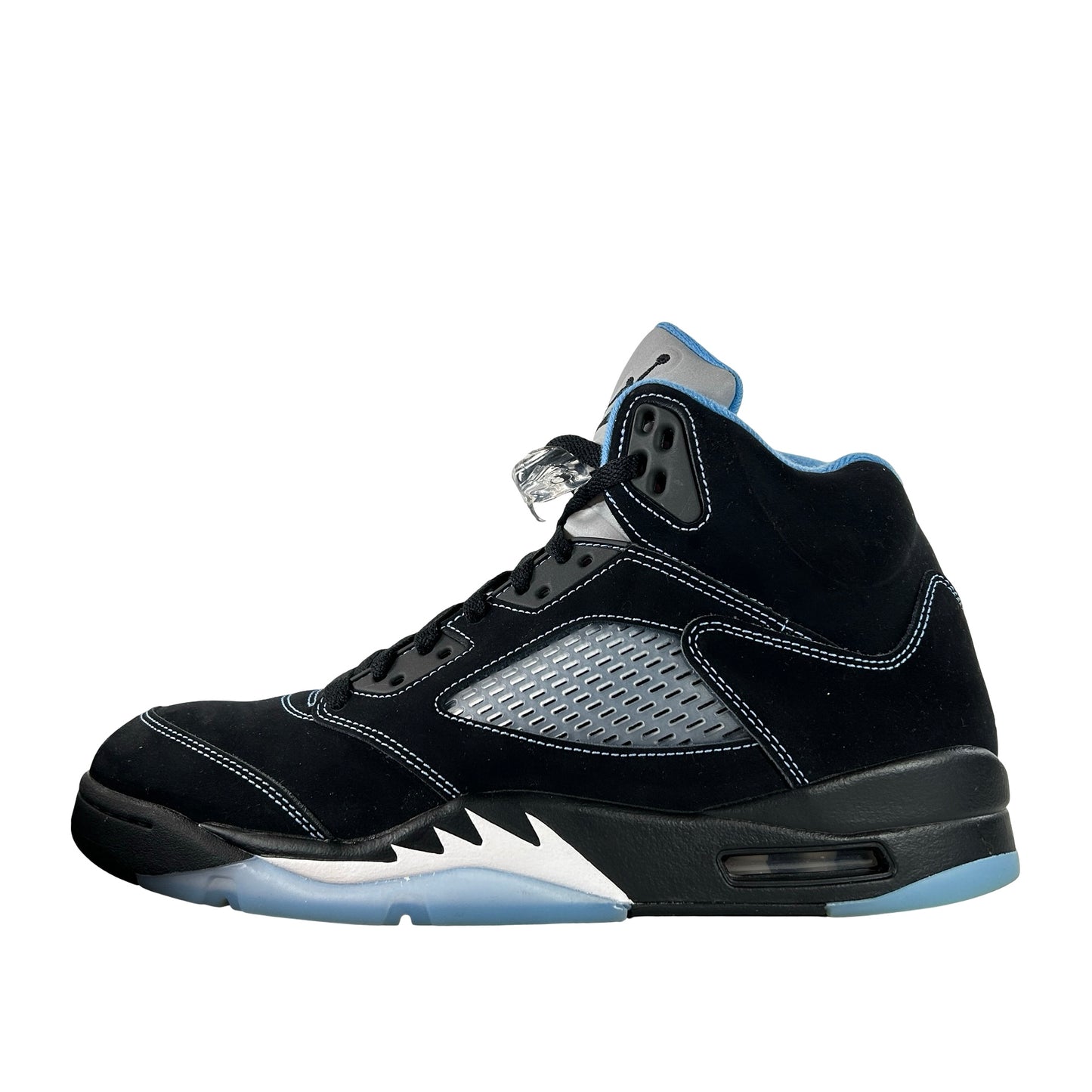 DD0587 008 Jordan 5 Retro Black University Blue (2026) [USED] - 10.5 M (Used)