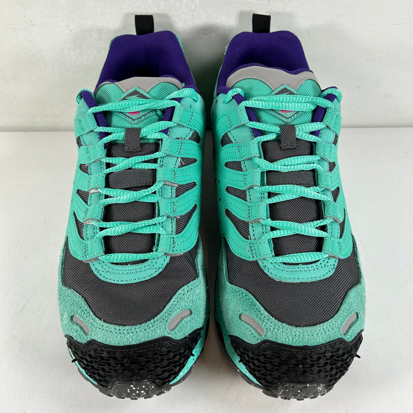 FN7546 301 Nike Air Terra Humara Undefeated Light Menta [USED] - 9.5 M (Used)