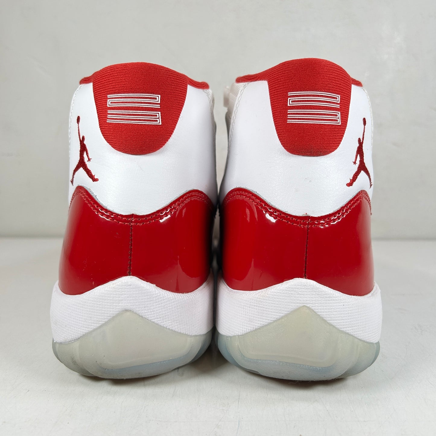 CT8012 116 Jordan 11 Retro Cherry (2022) [USED] - 9.5 M (Used5)