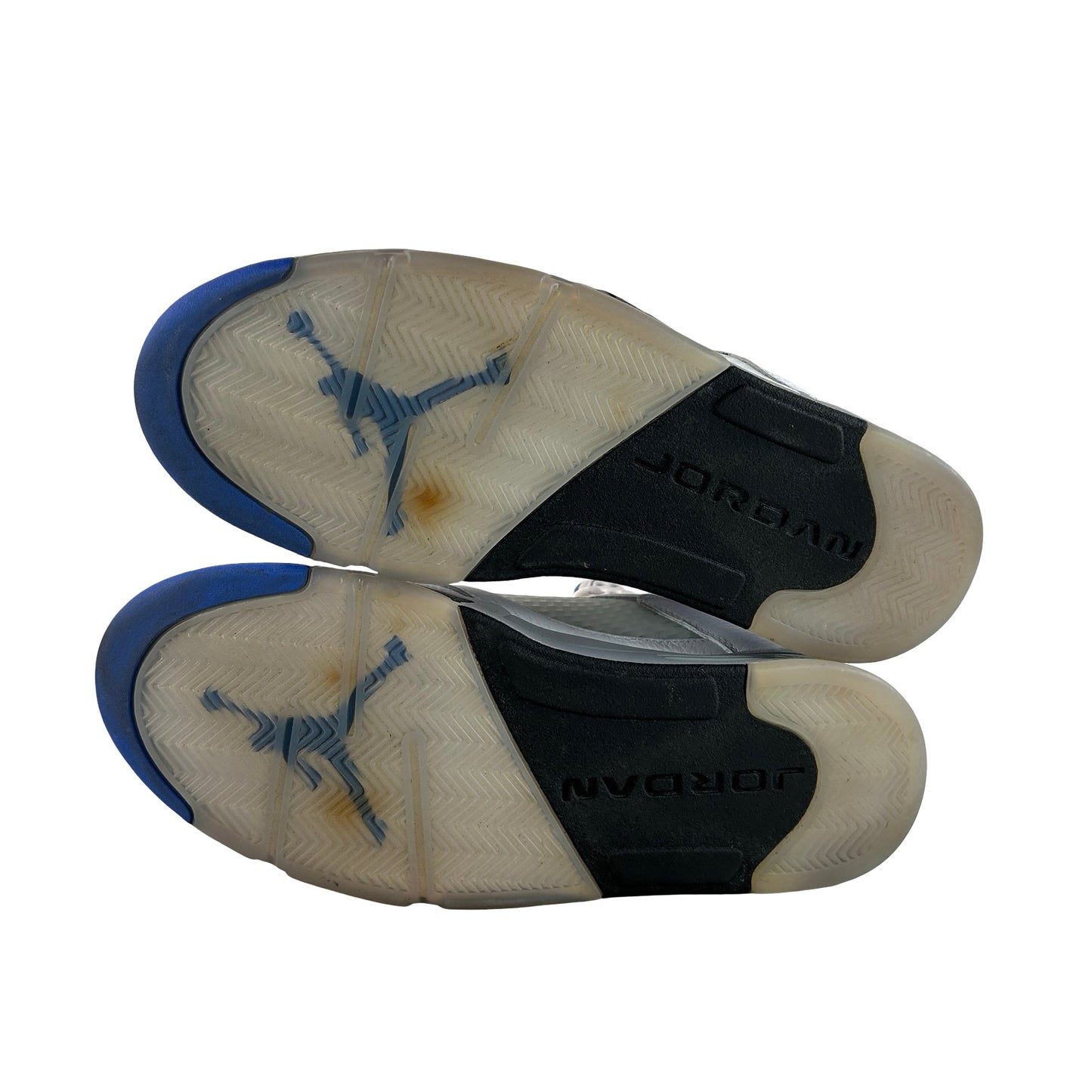 DD0587 140 Jordan 5 Retro Blanco Sigilo (2021)