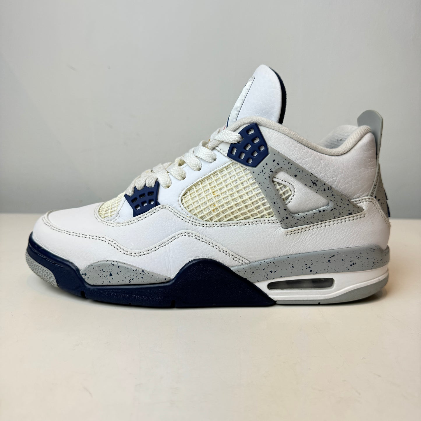 DH6927 140 Jordan 4 Retro Midnight Navy [USED] - 10 M (Used)