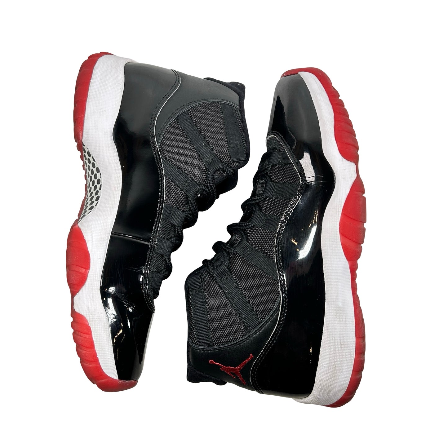378037 061 Jordan 11 Bred (2019) [USED] - 9 M (Used) (No Insoles)