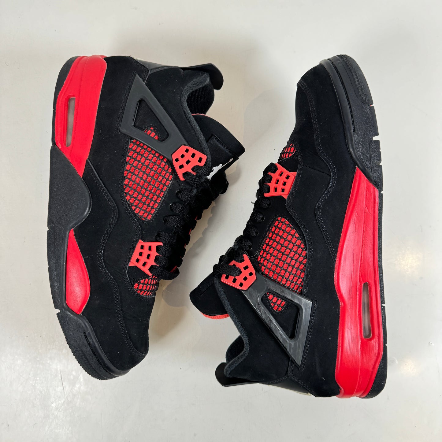 CT8527 016 Jordan 4 Retro Red Thunder [USED] - 9.5 M (Used)