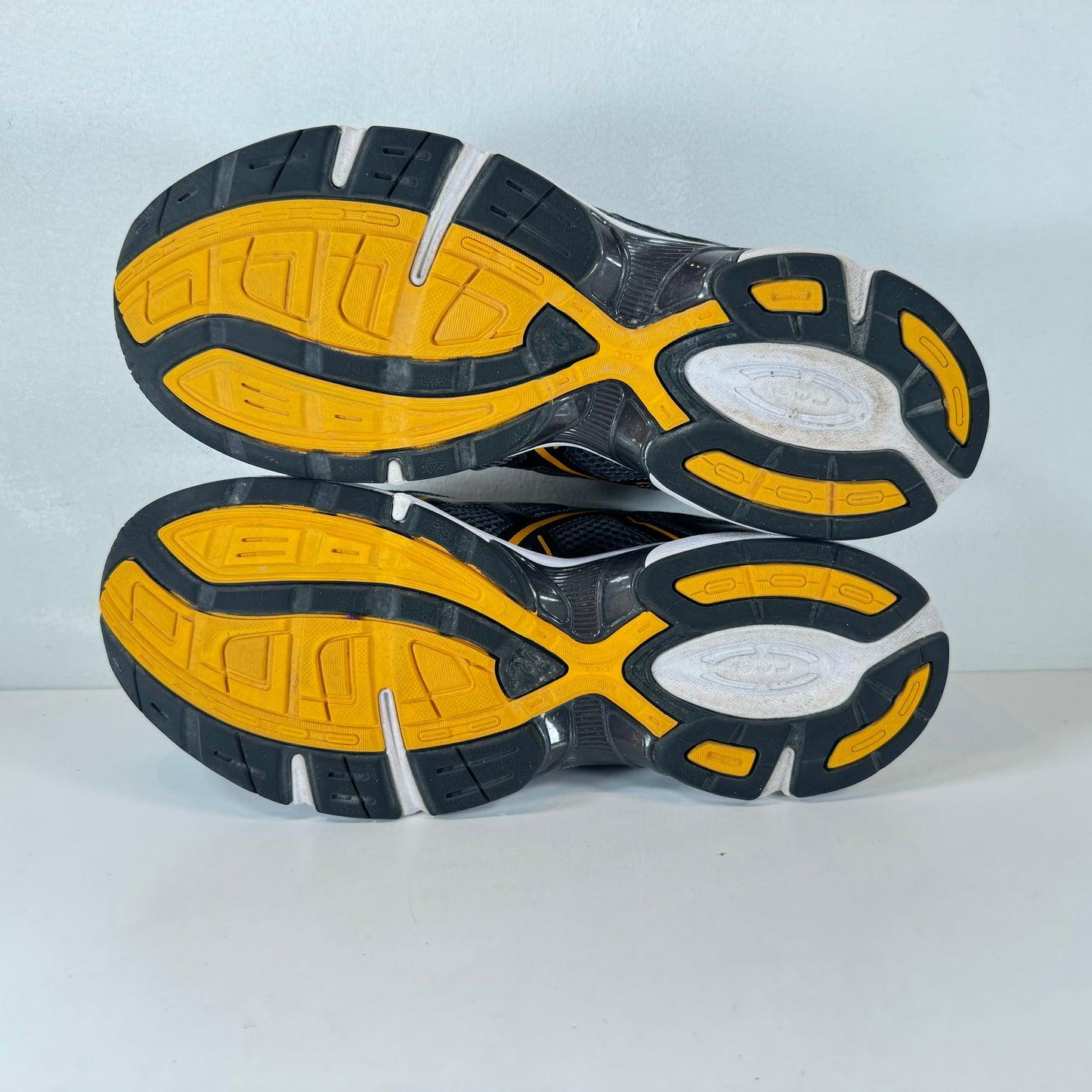 1201A256 022 ASICS Gel-1130 Metropolis Black Yellow [USED] - 12 M (Used) (No Box)