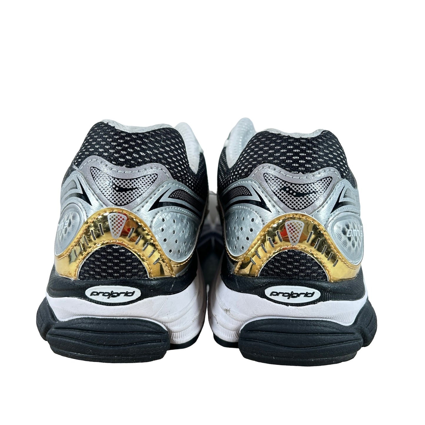 S70739 9 Saucony ProGrid Omni 9 Silver Gold [USED] - 10 M (Used) (No Box)