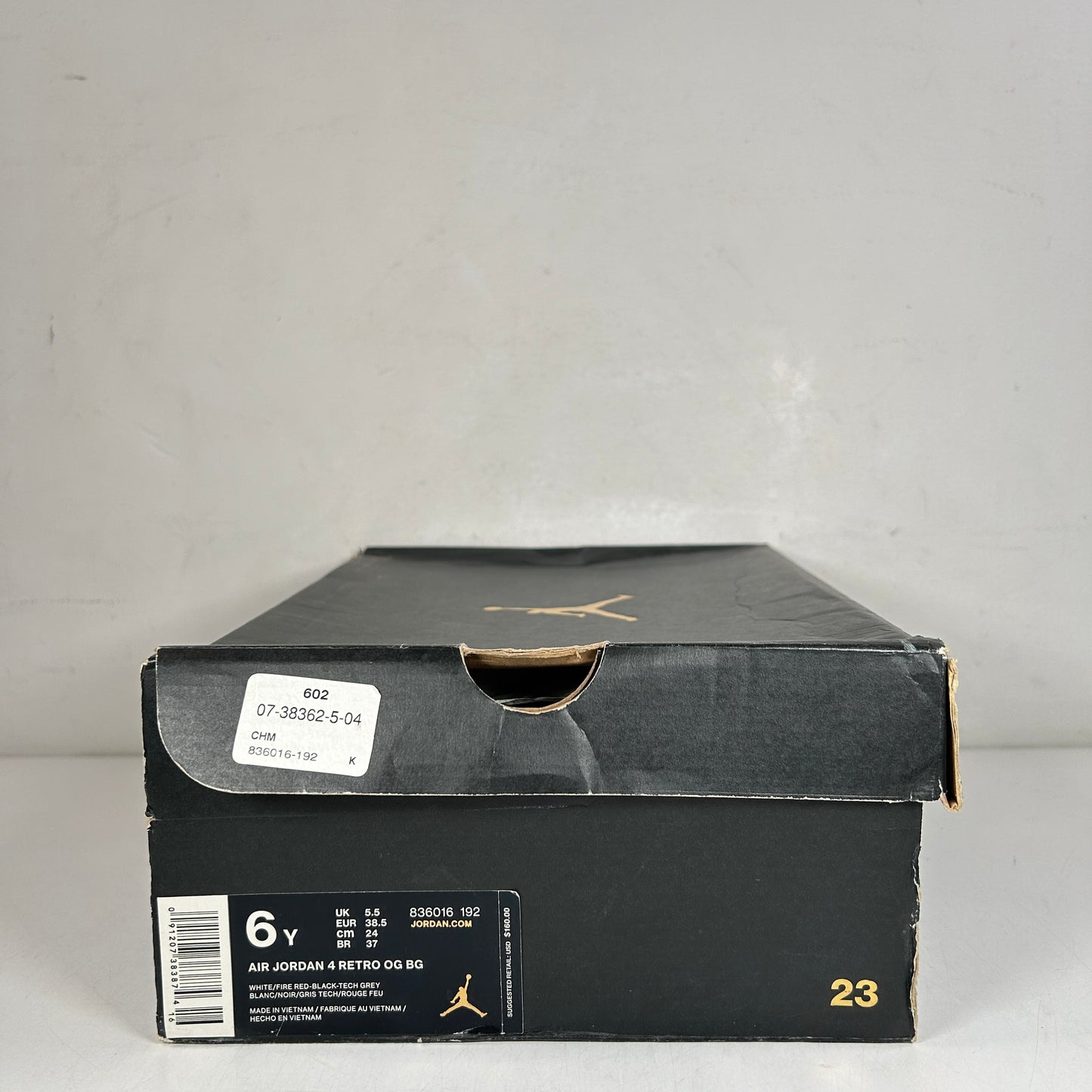 836016 192 Jordan 4 White Cement GS [USED] - 6 Y (Used)