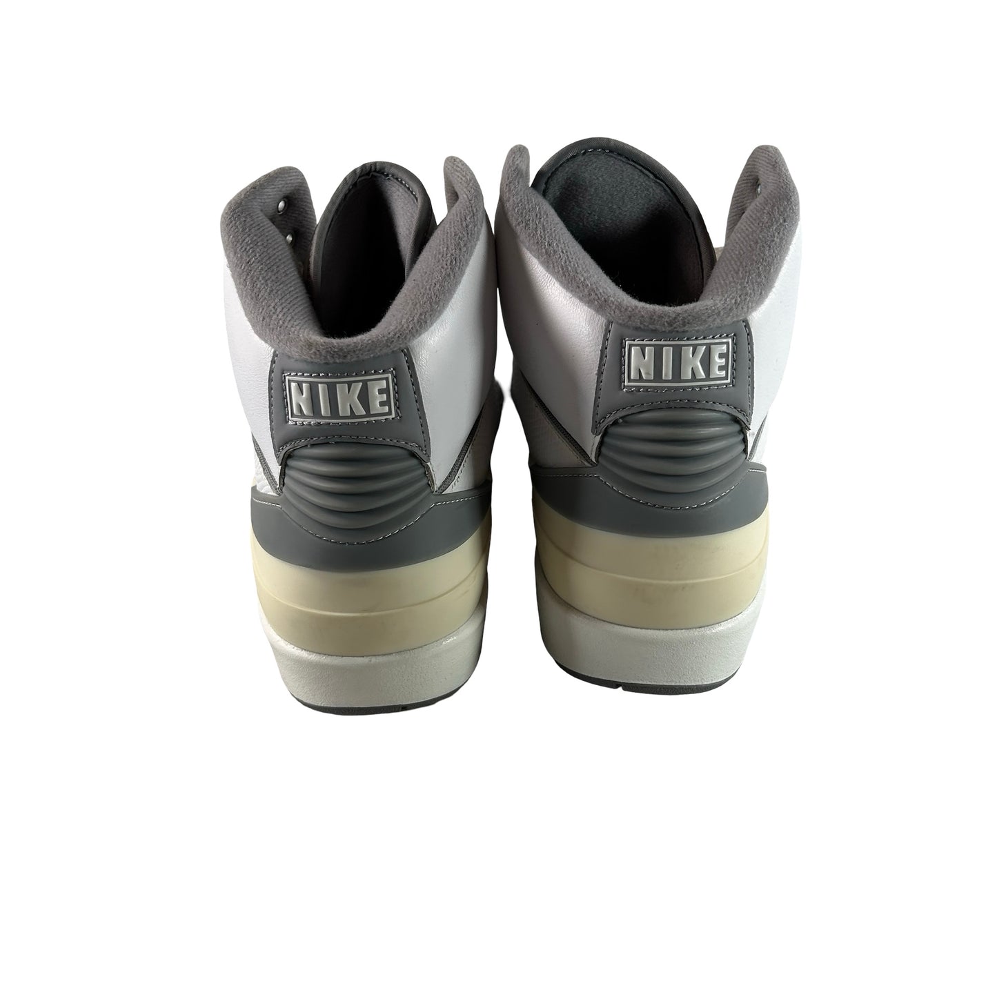 DR8884 100 Jordan 2 Retro Cement Grey [USED] - 12.5 M (Used)