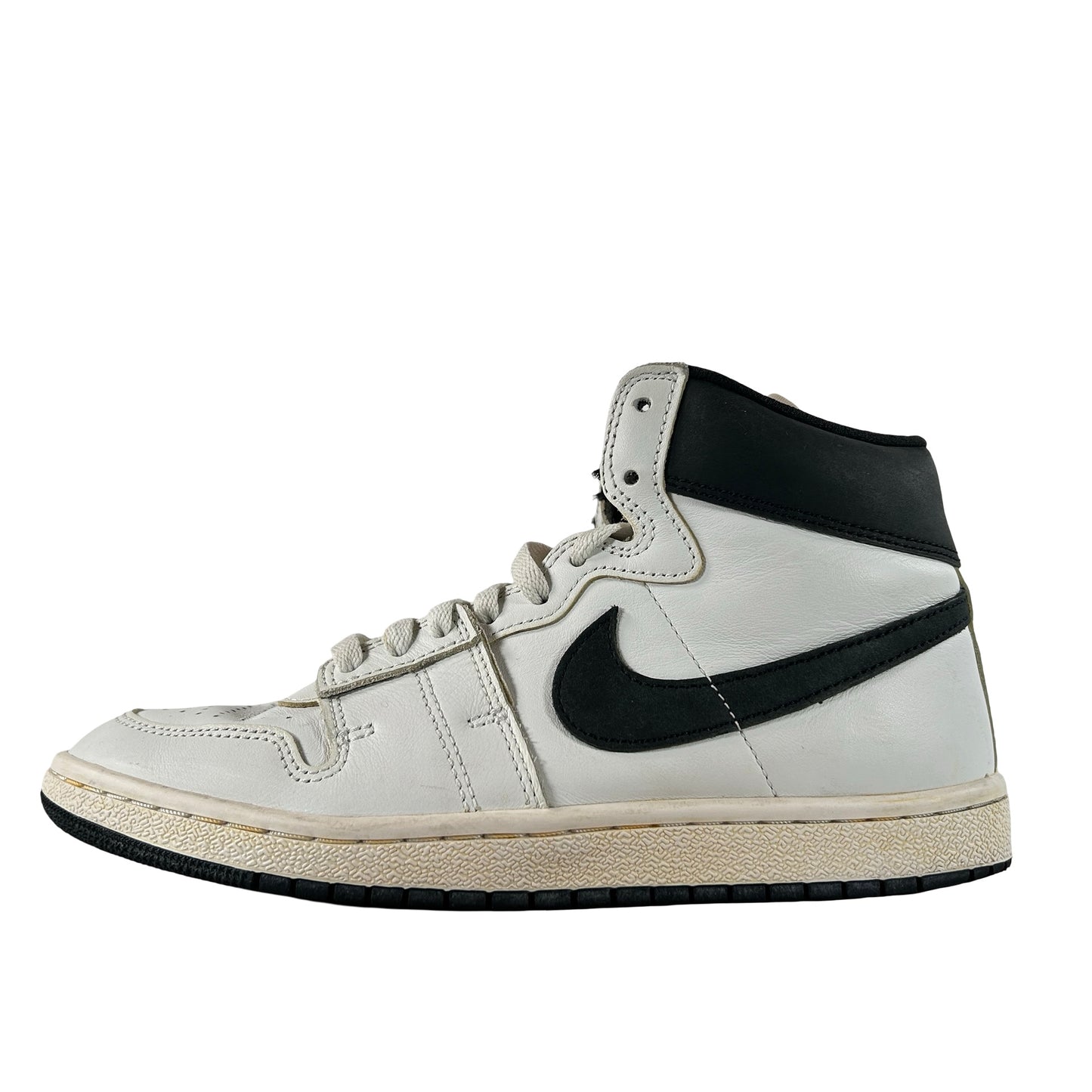 DX4976 100 Nike Jordan Air Ship A Ma Maniére White Black [USED] - 7.5 M (Used) (No Box)