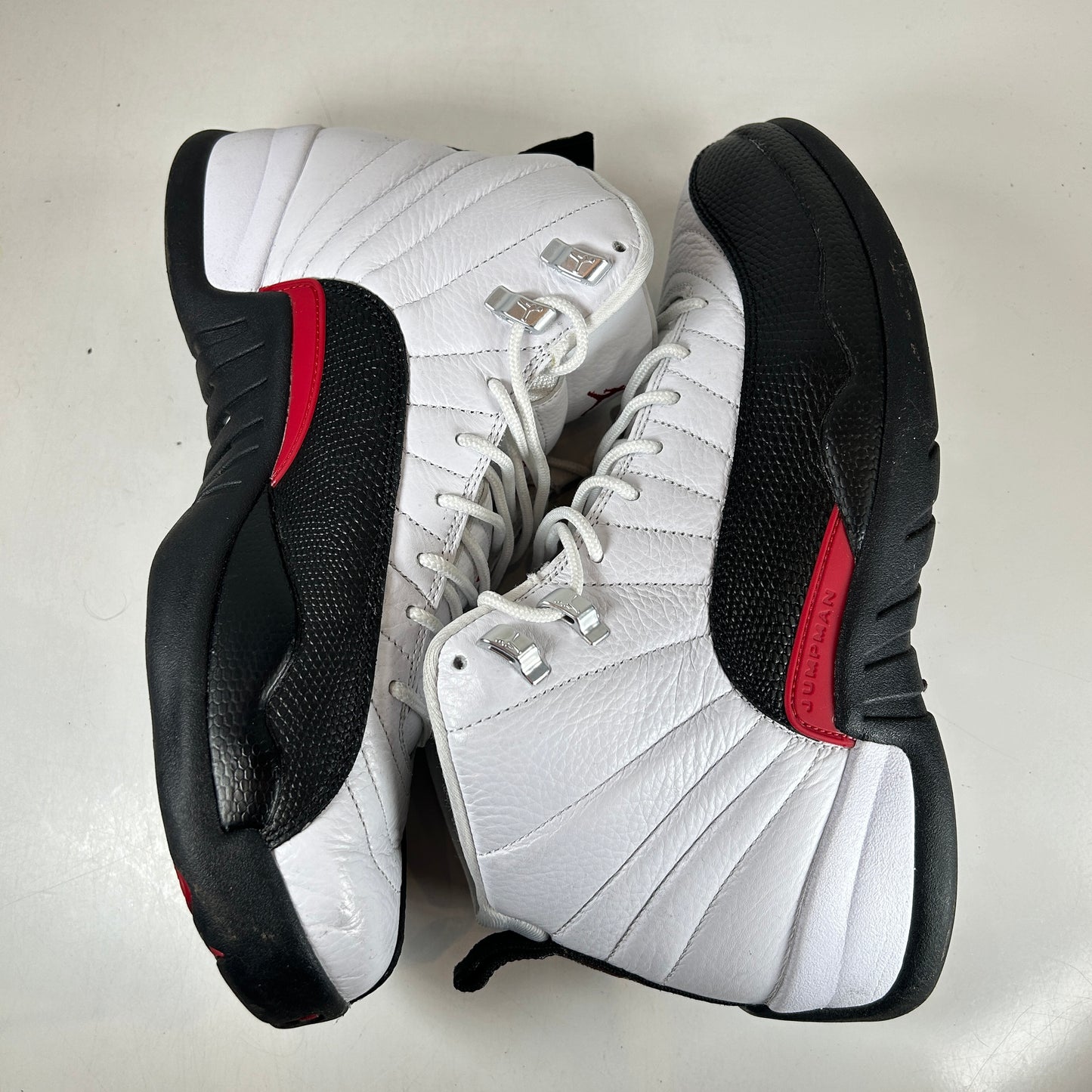 CT8013 162 Air Jordan 12 Red Taxi [USED] - 11 M (Used)