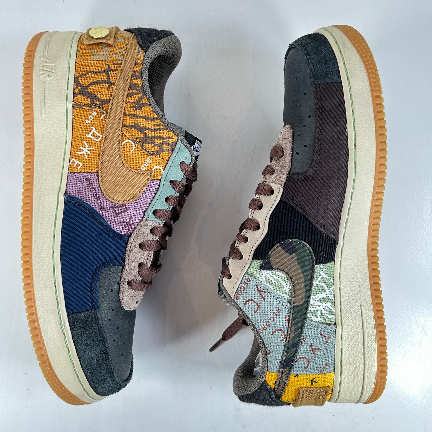 CN2405 900 AF1 Low Travis Scott Cactus Jack [USED] - 10 M (Used)