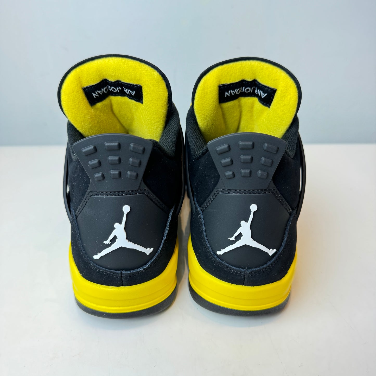 DH6927 017 Jordan 4 Retro Thunder [USED] - 10 M (VNDS)