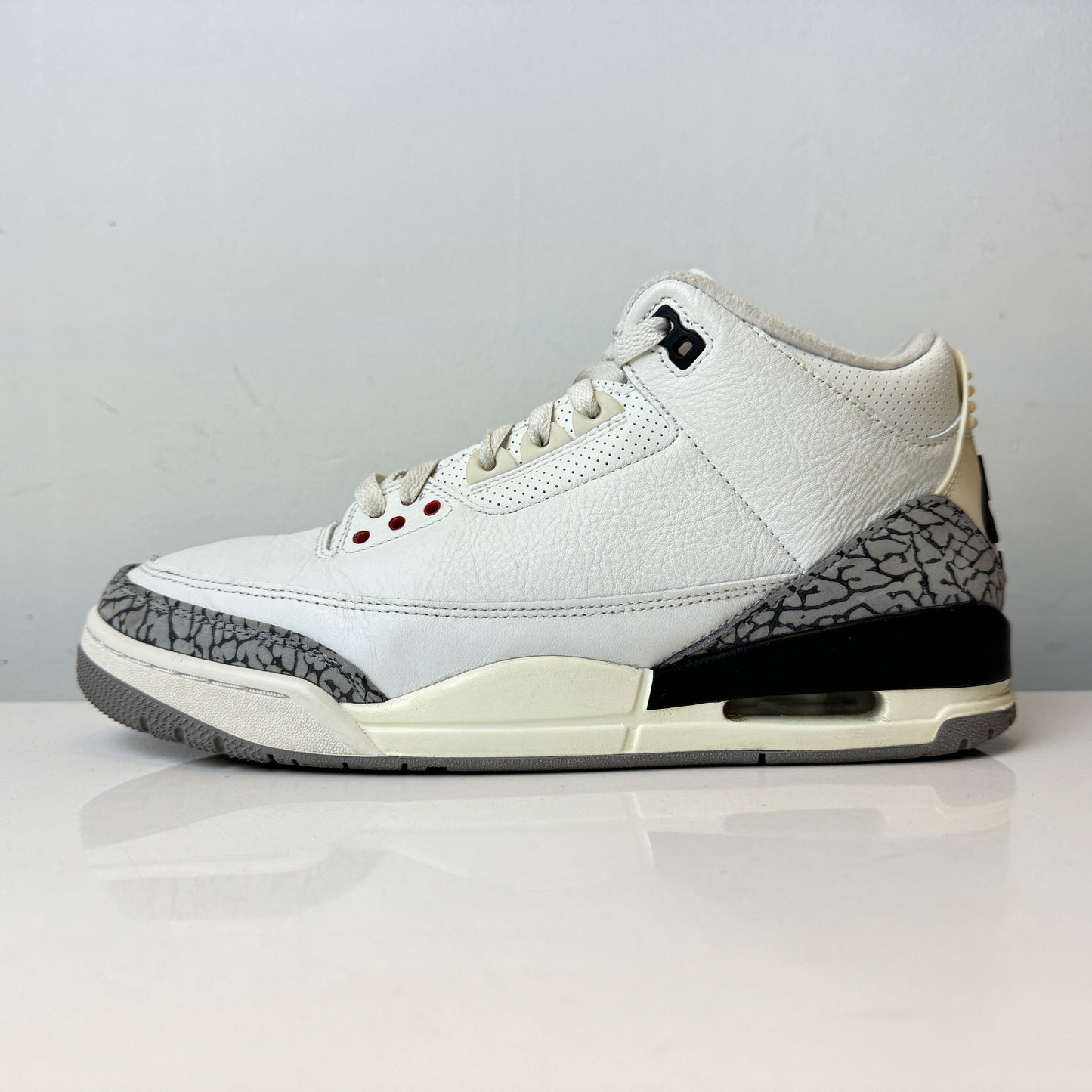 DN3707 100 Jordan 3 Retro White Cement Reimagined [USED] - 10 M (Used3)