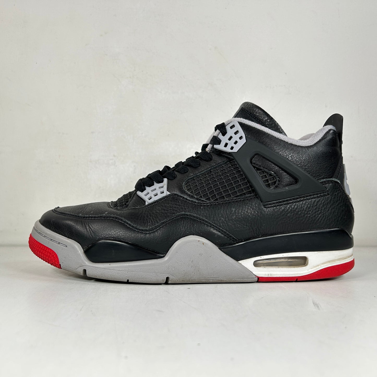 FV5029 006 Jordan 4 Retro Bred Reimagined [USED] - 9.5 M (Used5)